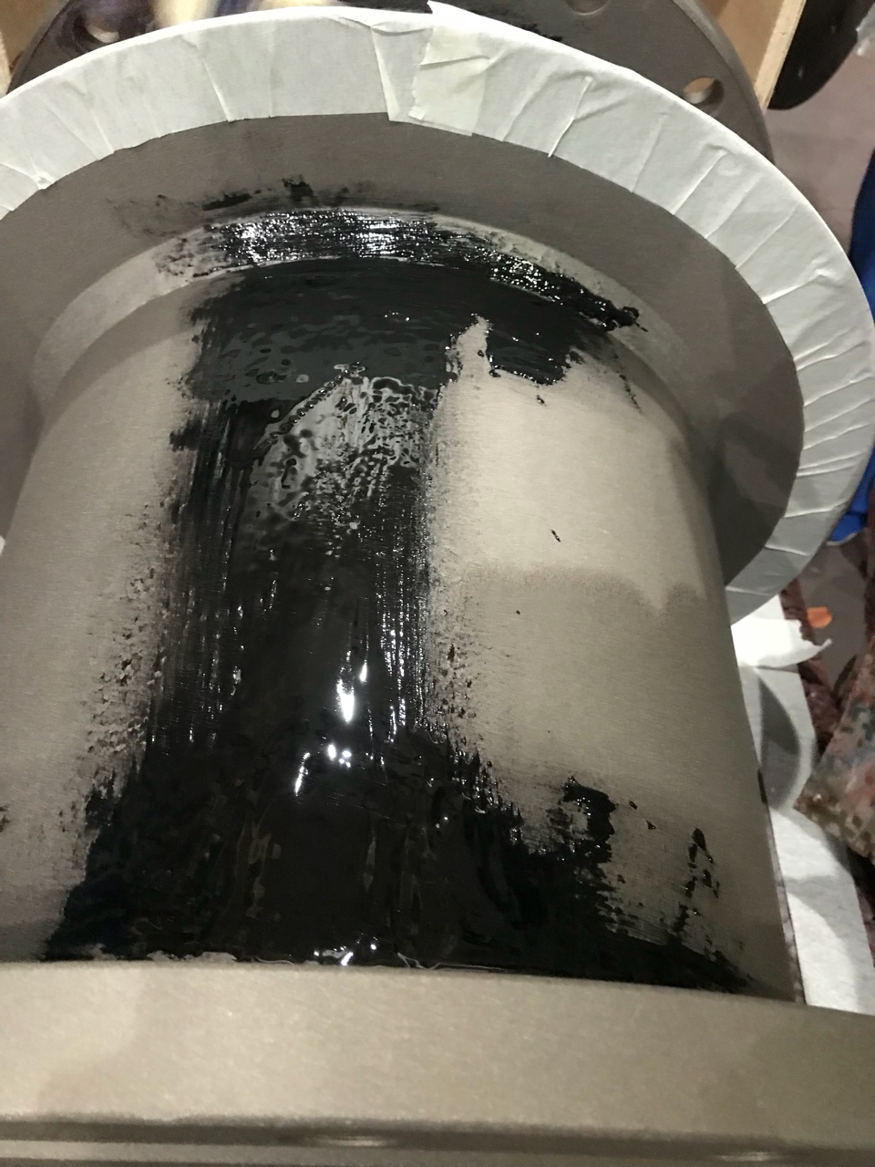 壓載管穿艙件內外涂刷KN22 壓載管穿艙件內外涂刷KN22